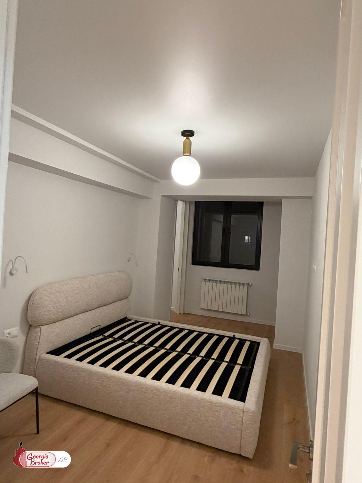 იყიდება ახალი გარემონტებული 3 ოთახიანი ბინა